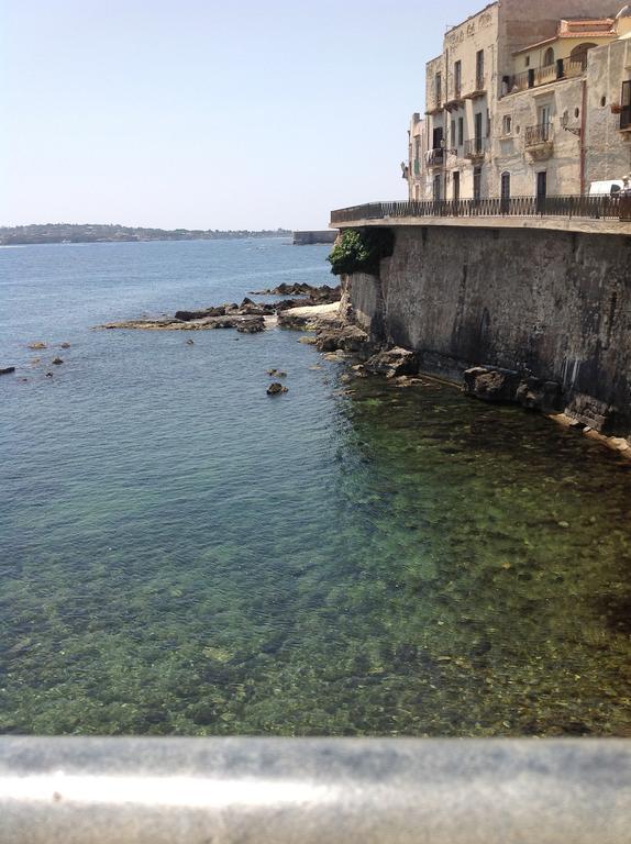 Appartamenti Di Charme Ortigia Marilini Dulini Syracuse Buitenkant foto