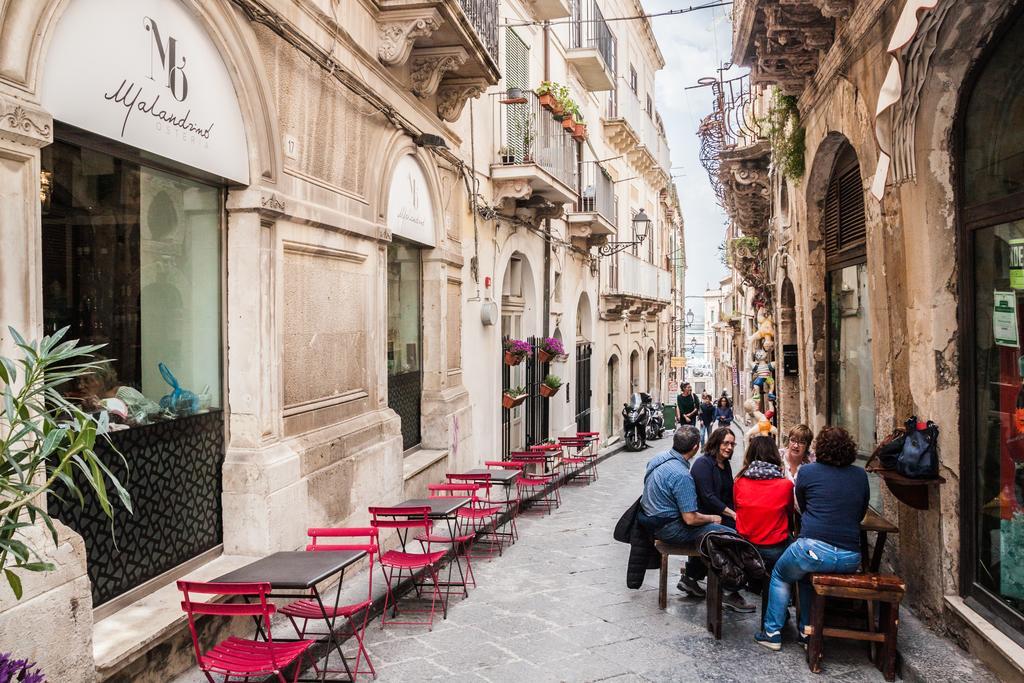 Appartamenti Di Charme Ortigia Marilini Dulini Syracuse Buitenkant foto